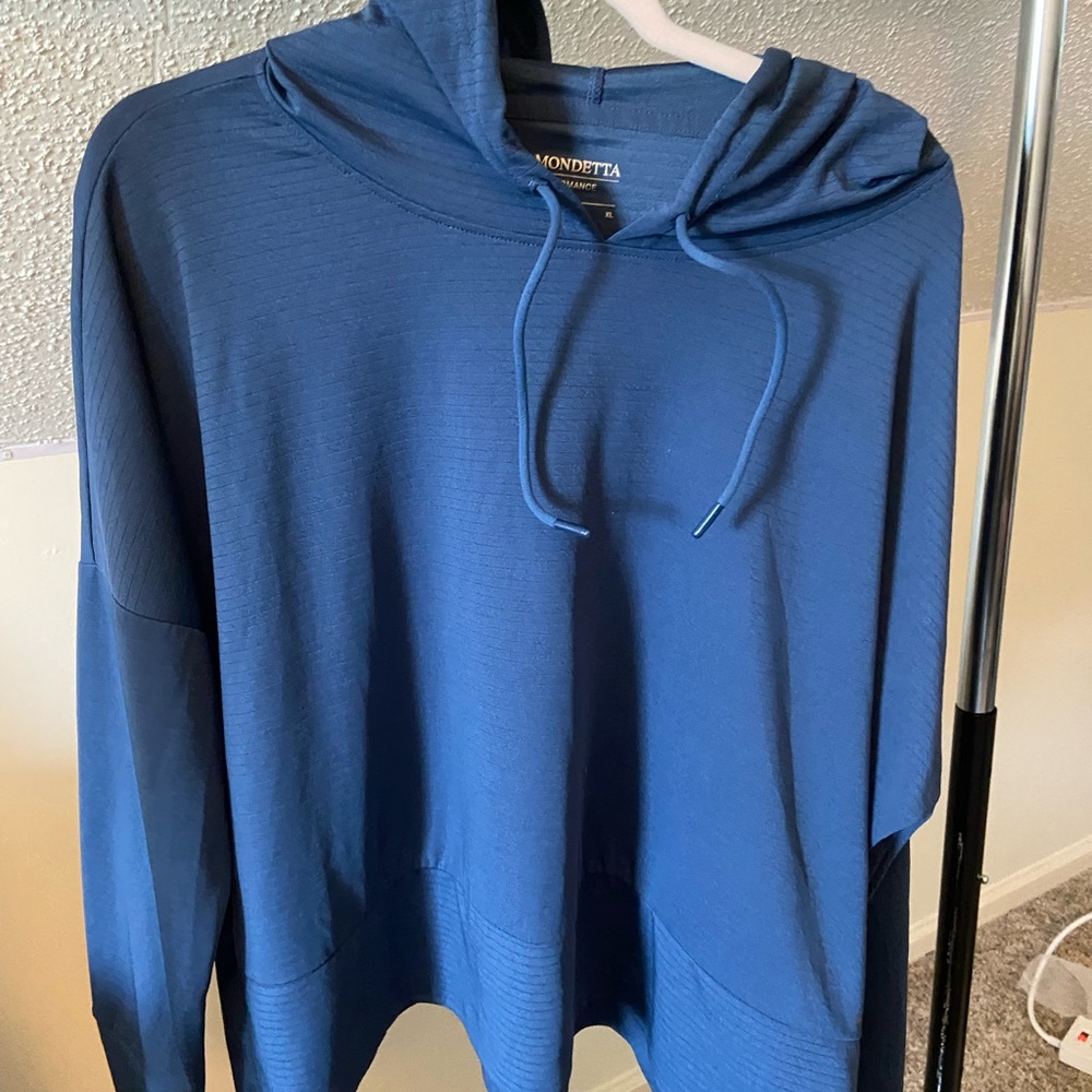 Mondetta sweatshirt